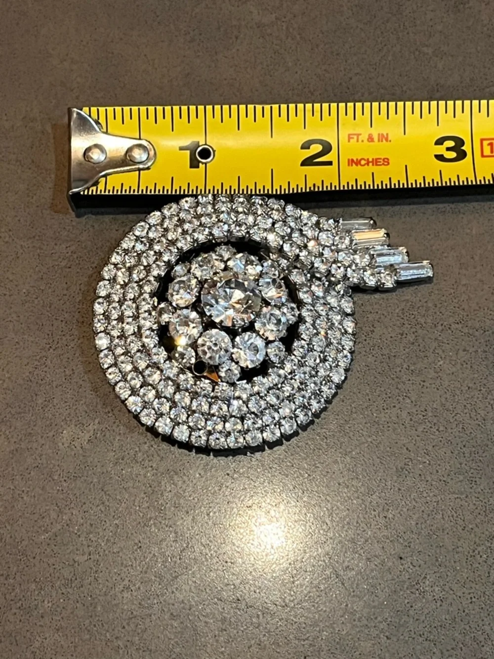 Vintage Mid-Century Silver Tone Rhinestone Spiral Brooch Round Clear Comet Pin